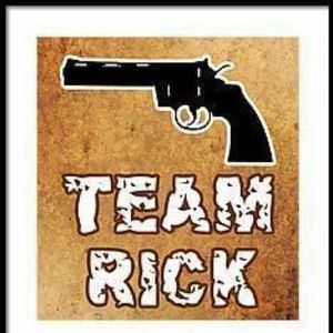 Meet your Posher, Dakota